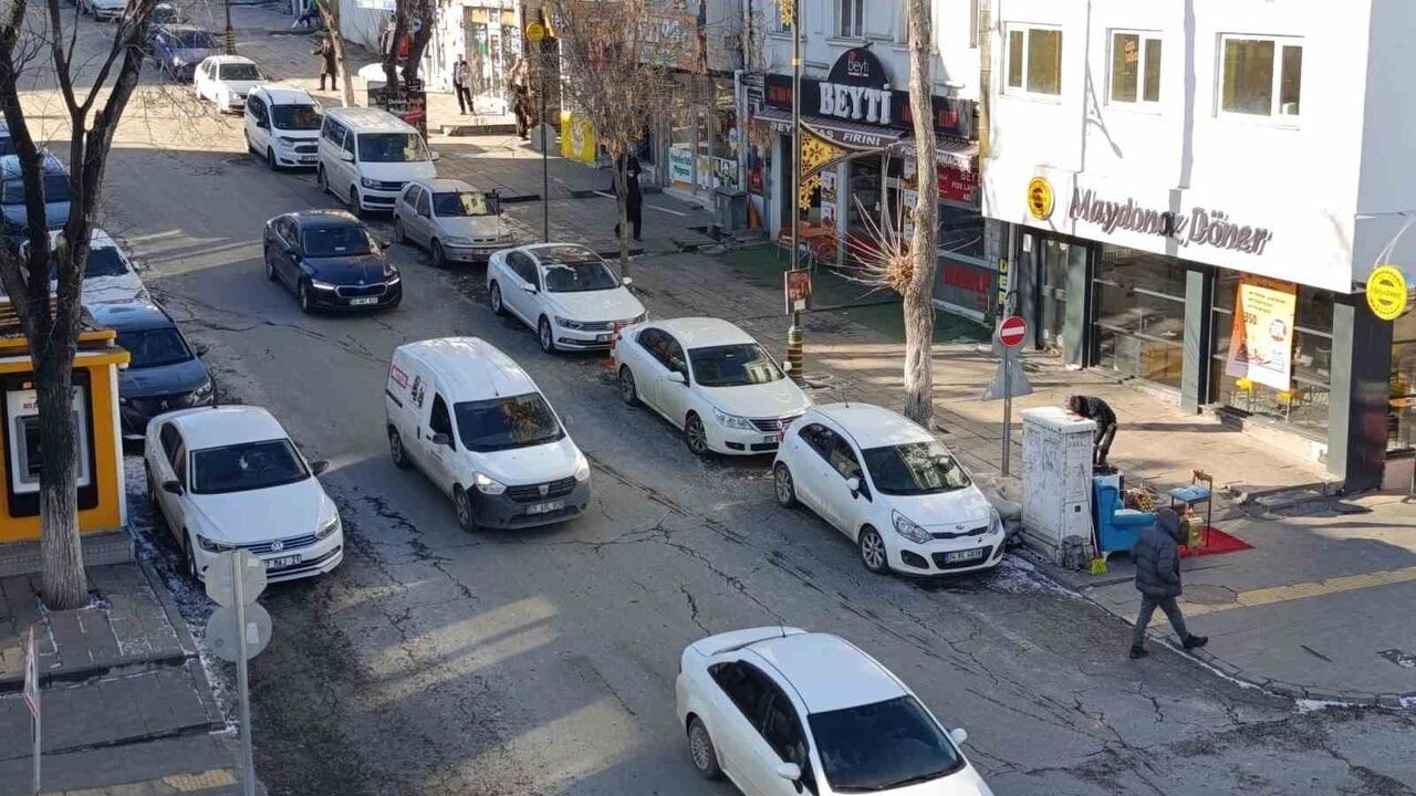 Kars’ta trafiğe kayıtlı araç sayısı 54.460’a yükseldi