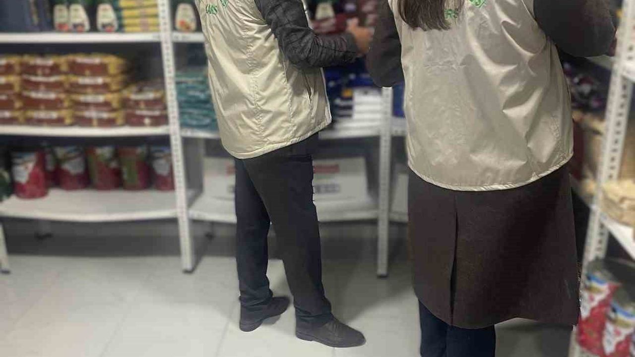 Kars'ta Yılbaşı Öncesi Gıda Denetimleri: Market ve İşyeri Kontrolleri Sürüyor