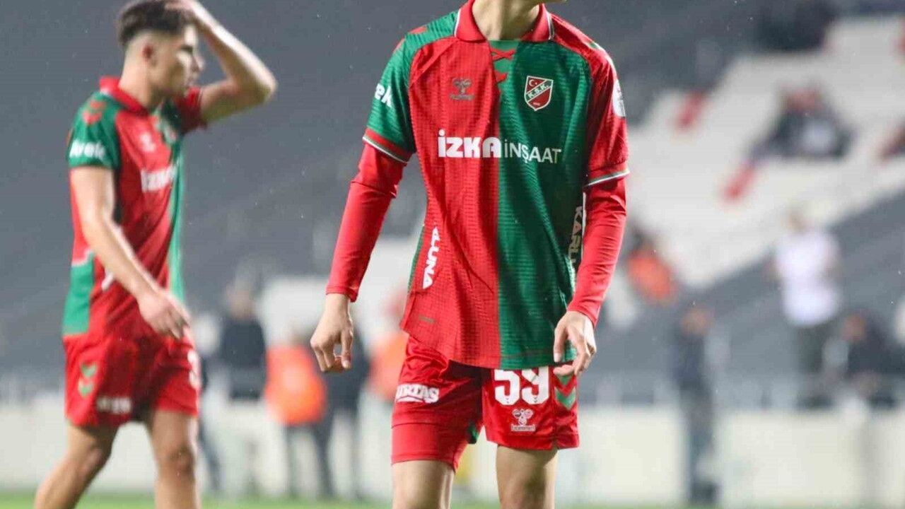 Karşıyaka'nın 2007 doğumlu kanat oyuncusu Adem Yeşilyurt, Denizli maçında ilk 11'de etkili