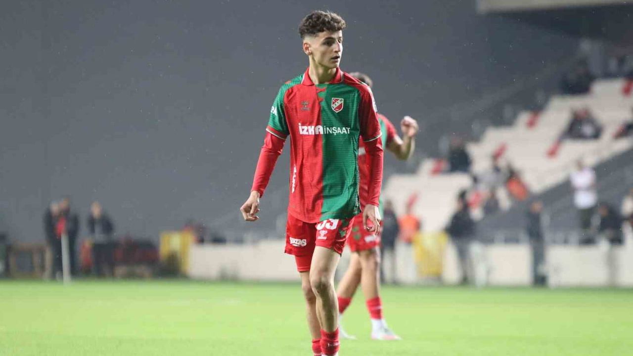 Karşıyakalı Adem Yeşilyurt, U19 Milli Takım aday kadrosuna davet edildi