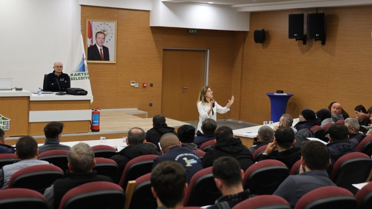 Kartepe Belediyesi Fen İşleri Müdürlüğü personeline iş sağlığı ve güvenliği eğitimi
