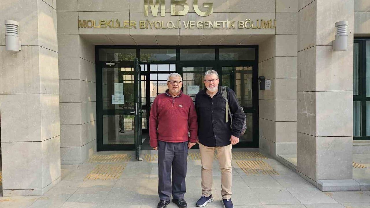 Karya Farma HBX Ar-Ge, ADÜ Teknokent'te HBX-2371 akıllı antibiyotik metodolojisini açıkladı