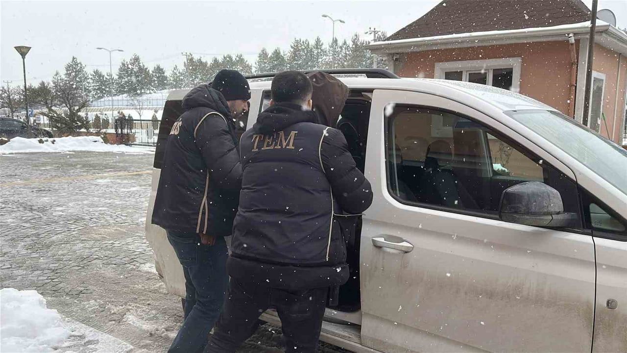 Kastamonu’da DEAŞ operasyonunda 2 şüpheli tutuklandı