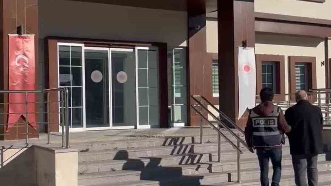 Kastamonu'da FETÖ/PDY hükümlüsü Y.H. Tosya'da yakalandı, tutuklandı