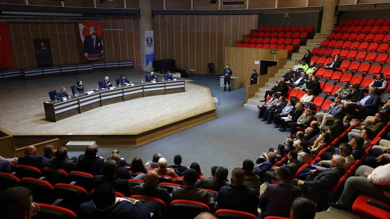 Kaymakam Ali Sırmalı: Bodrum’un 56 Mahallesinin Sorunları Muhtarlar Toplantısında Ele Alındı