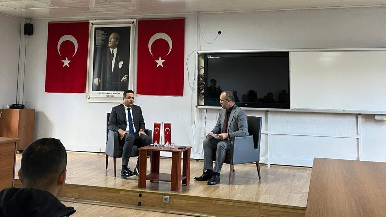 Kaymakam Halil Dalak’tan Tapu ve Kadastro Öğrencilerine Kamu Yönetimi ve Etik Rehberliği