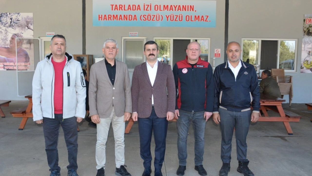 Kaymakam Mert Kumcu, Köyceğiz’de zeytinyağı fabrikasını yerinde inceledi