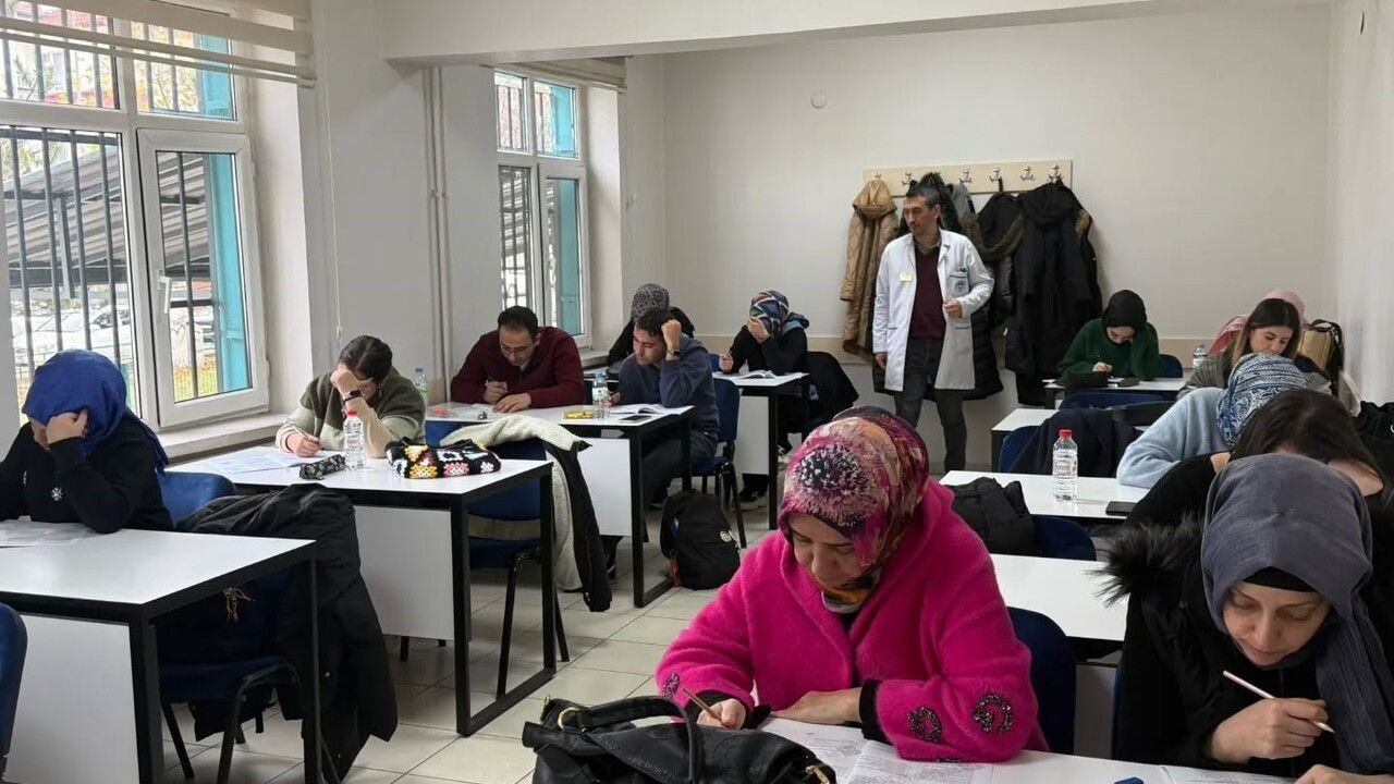 KAYMEK’ten KPSS AGS ve LGS Adaylarına Deneme Sınavı ve Birebir Etüt Desteği