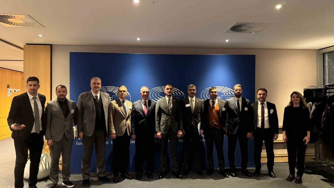 Kayseri Büyükşehir Belediyesi Brüksel'de 'En Aktif Belediye' ödülünü kazandı