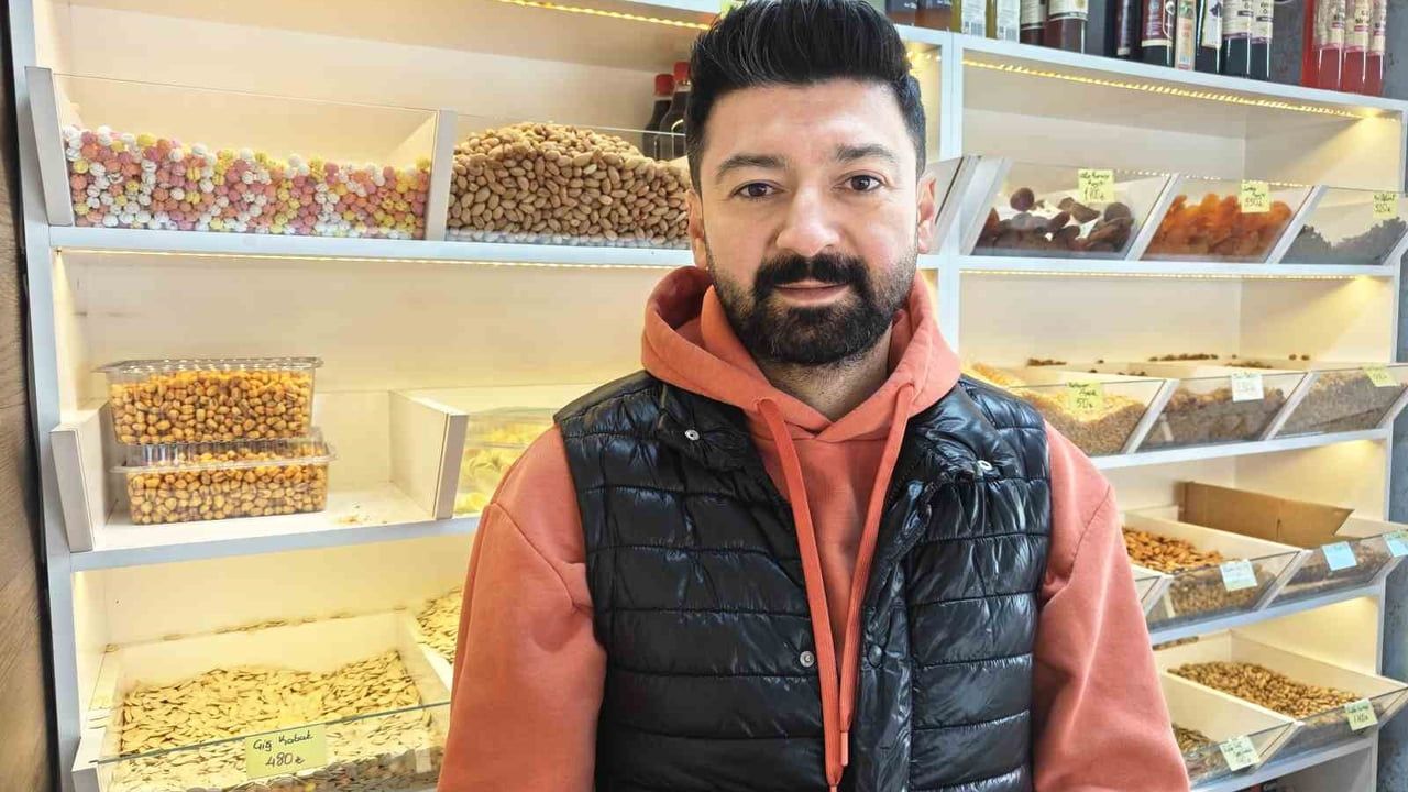 Kayseri'de kuruyemişçiler yılbaşı kampanyası: 4 kg karışım 1.250 TL