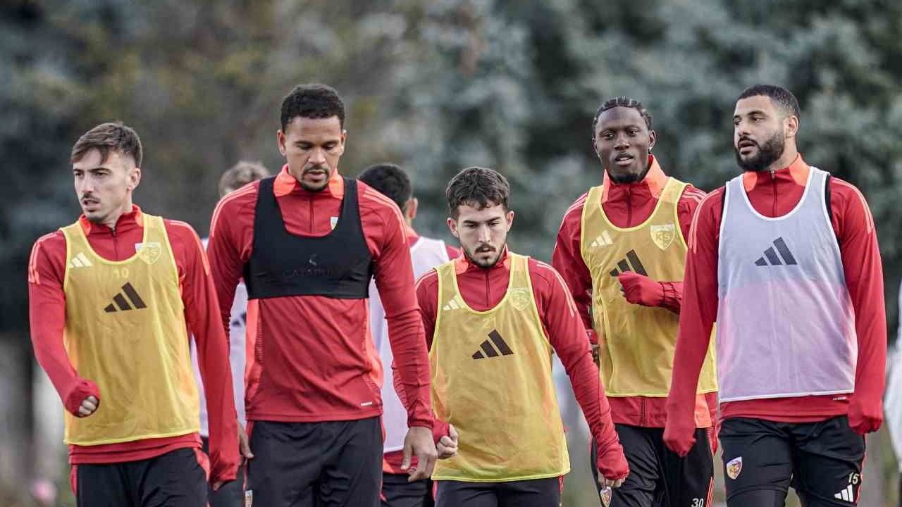 Kayserispor, Konyaspor Deplasmanına 5 Eksikle Çıkıyor