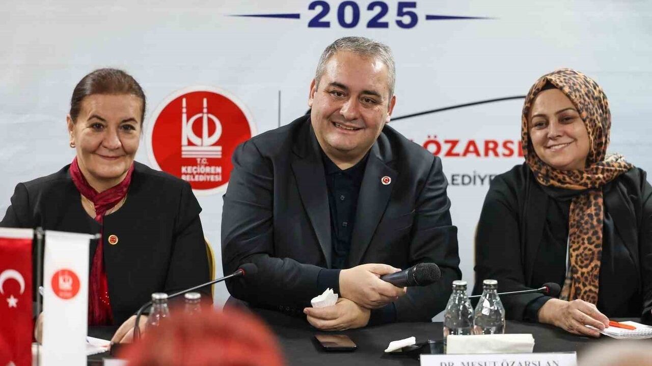 Keçiören’de ‘Söz Sizde, Başkan Mahallenizde, Çözüm Bizde’ buluşmaları Yayla ve Esertepe’de sürdü