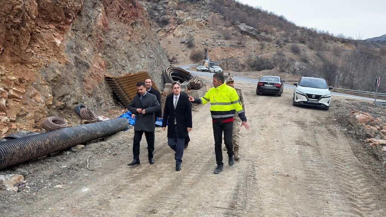 Kemaliye-Dutluca-Arapgir Yolu 8 Yıldır Tamamlanamadı