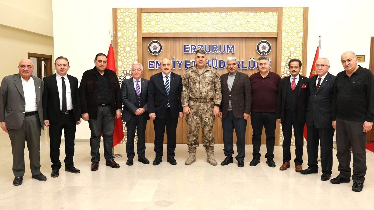 Kent Konseyi'nden Erzurum İl Emniyet Müdürü Onur Karaburun'a hayırlı olsun ziyareti