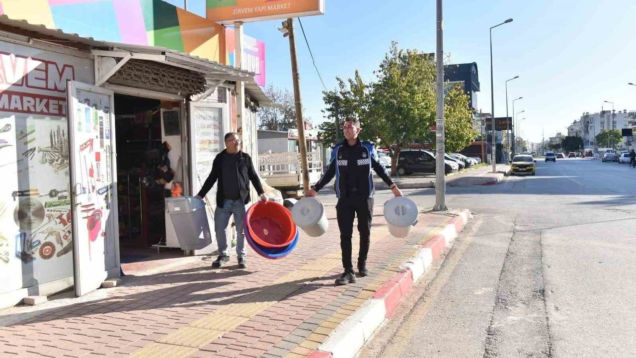 Kepez'de yol ve kaldırım işgallerine müdahale: 18 işletmeye ceza