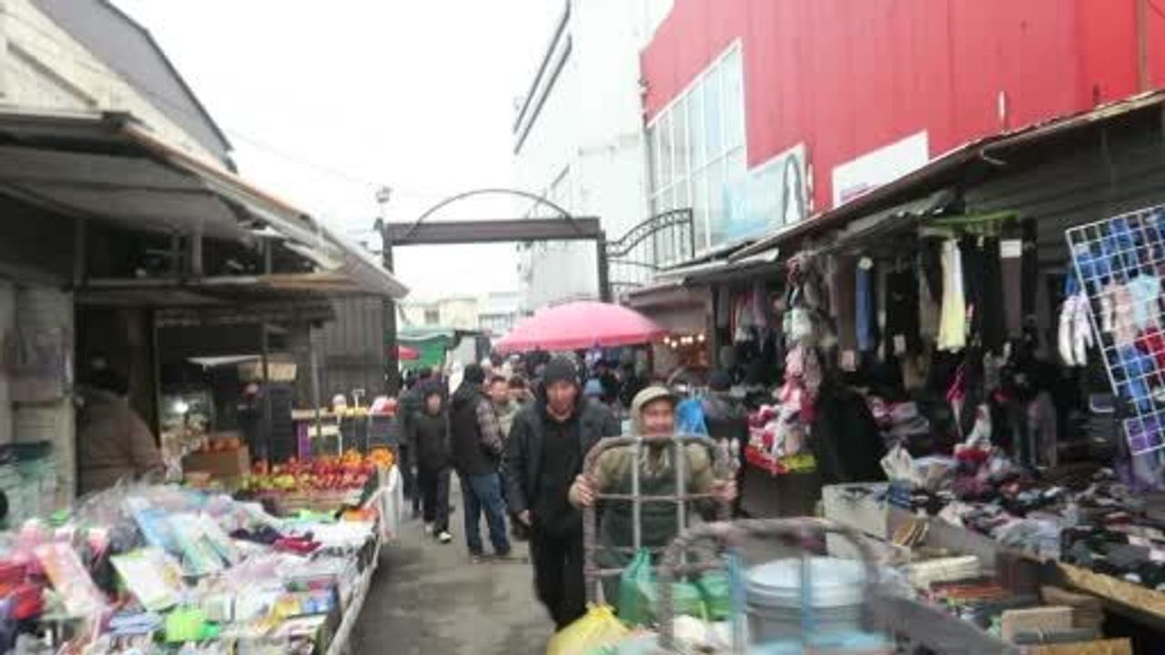 Kırgızistan'da 'Gulboto': Oş Pazarı'nda satılan kaolinitli toprak ve tüketim nedenleri