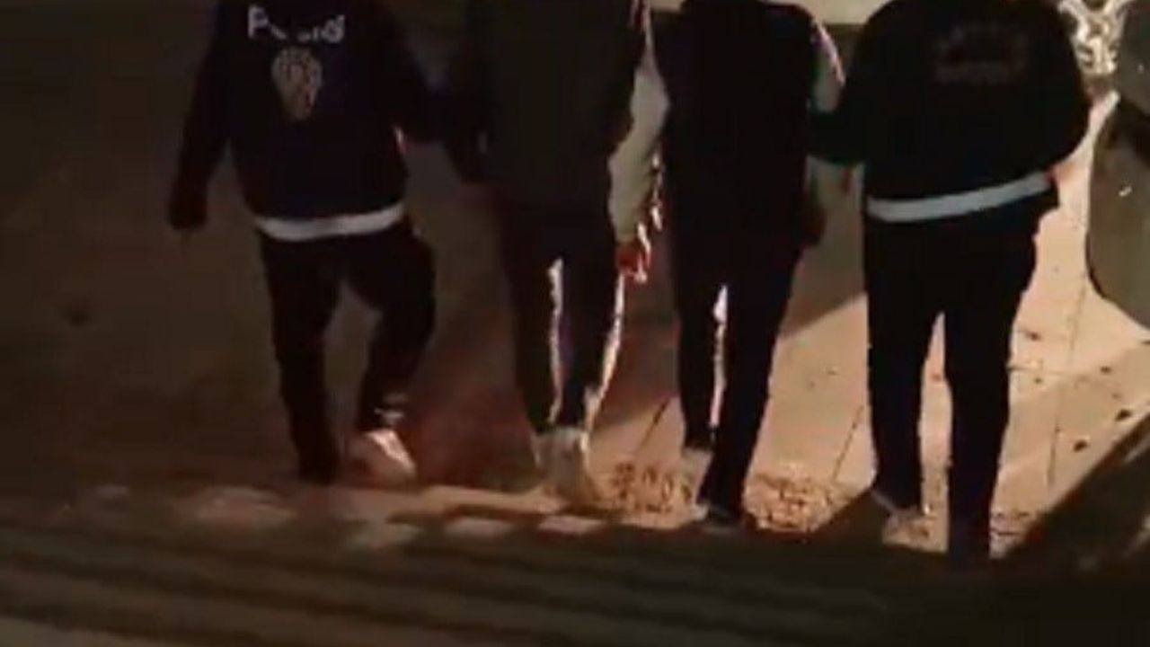 Kırıkhan'da konteyner kentte hırsızlık şüphelileri yakalandı