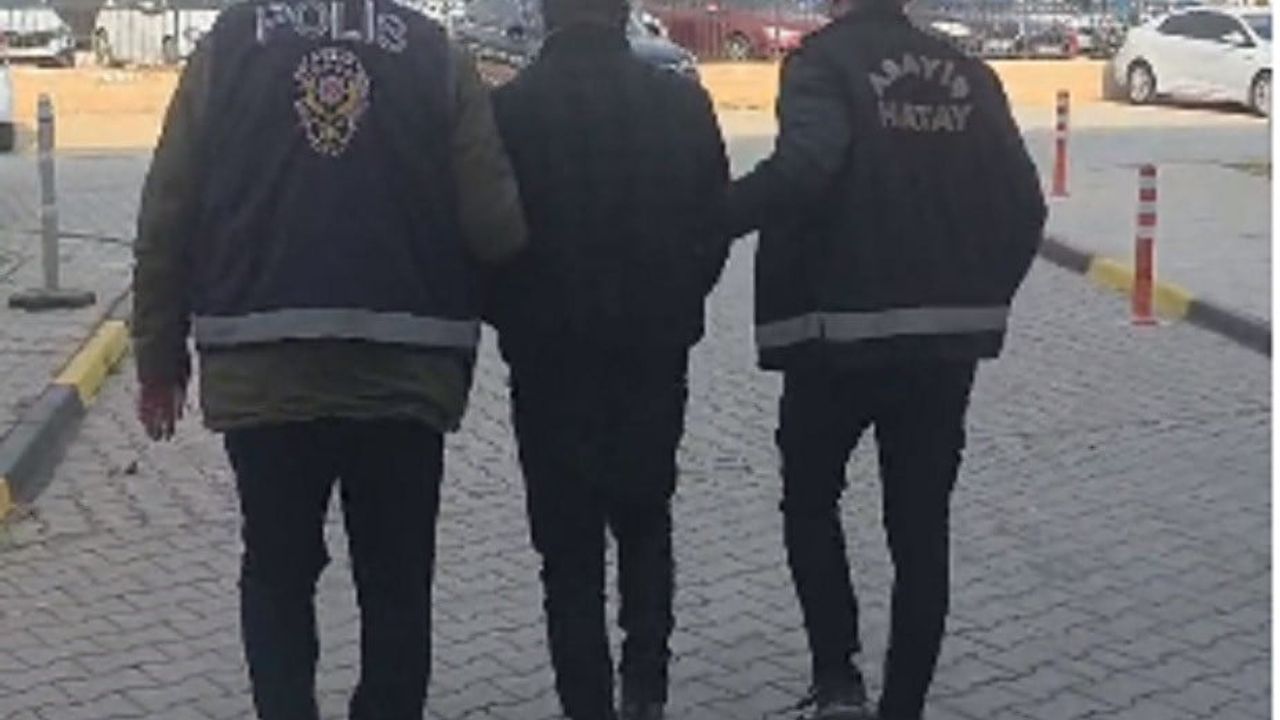 Kırıkhan'da uyuşturucu suçundan 2 yıl kesinleşmiş hapis cezasıyla aranan Ş.O. yakalandı