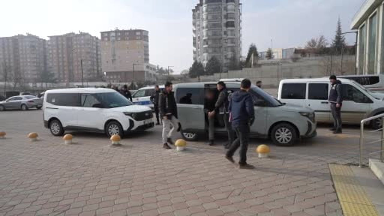 Kırıkkale'de 'kız meselesi' nedeniyle silahlı kavga: 6 şüpheli adliyeye sevk edildi