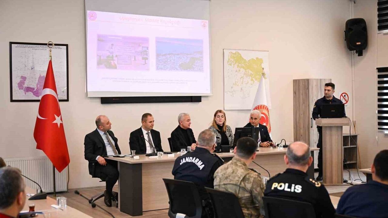 Kırklareli'de Bağımlılıkla Mücadele Toplantısı: Gençleri Koruma Vurgusu