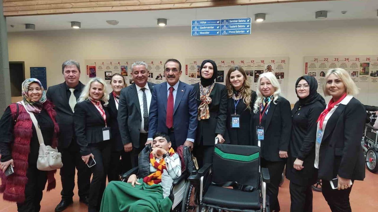 Kırşehir Beyazay Derneği 'Bir Sandalye Bir Umut' Projesine Destek Verdi: 114 Akülü Sandalye Teslimi