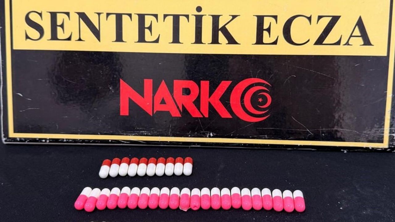 Kırşehir'de şüphelinin üzerinde 97 adet sentetik hap ele geçirildi