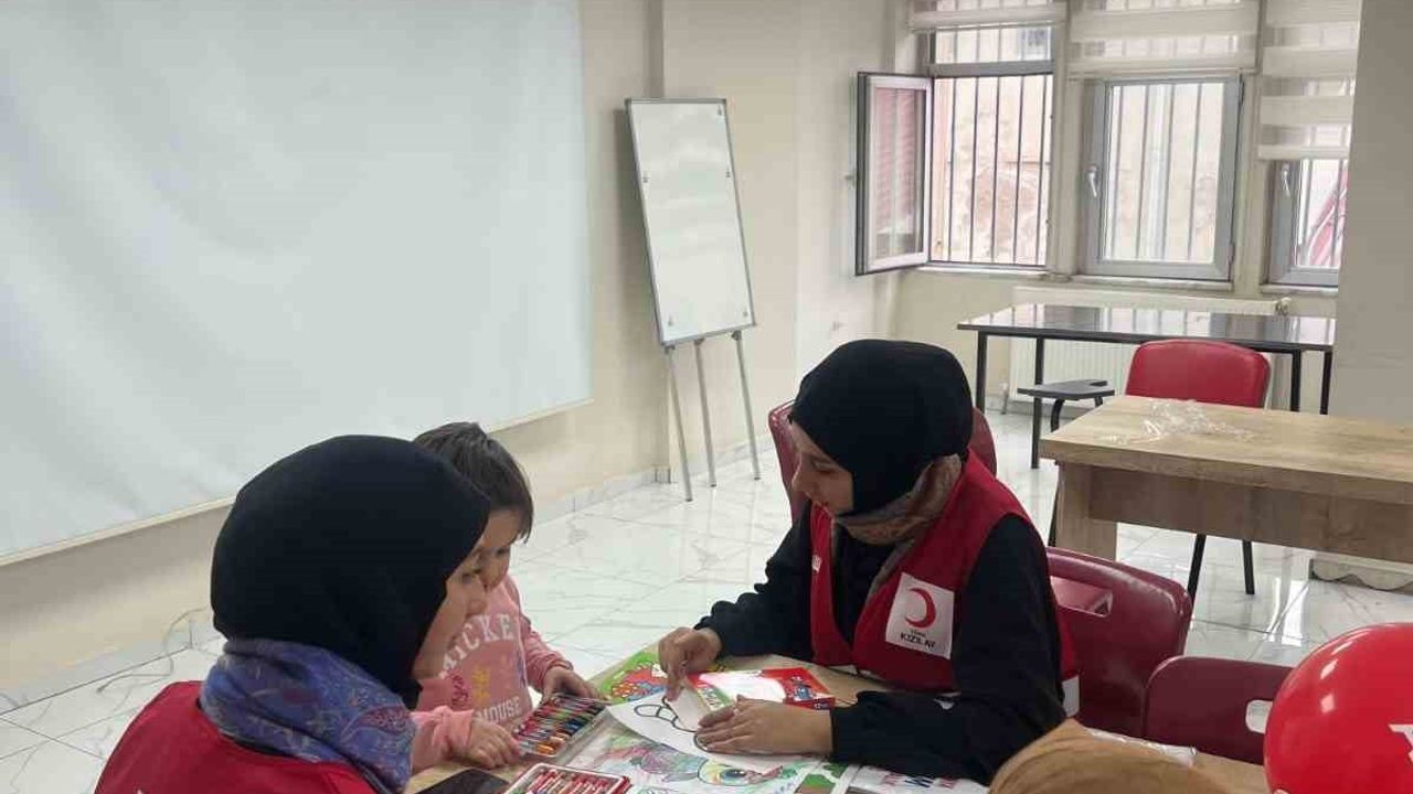 Kızılay Diyarbakır Şubesi otizmli çocuklar ve ailelerini ağırladı