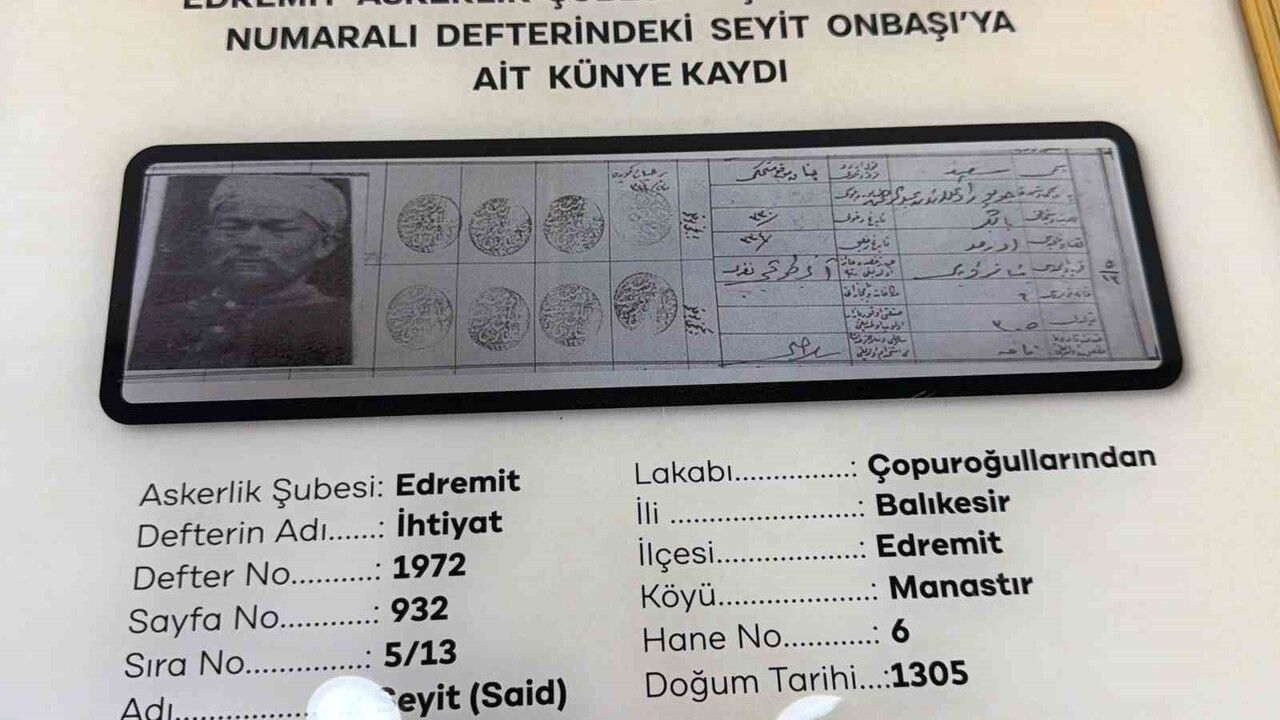 Koca Seyit'in künye defteri ve gençlik fotoğrafı arşiv çalışmasıyla gün yüzüne çıktı