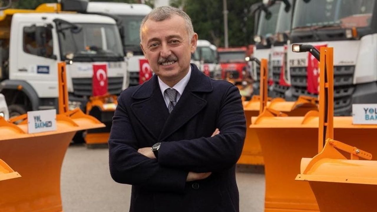 Kocaeli'de 3 haftada 10 tramvay, 68 otobüs ve 42 iş makinesi hizmete alındı