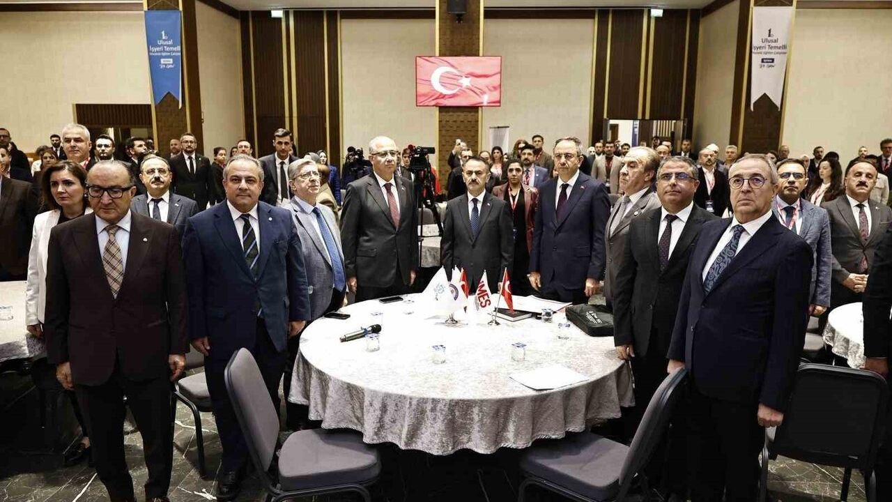 Kocaeli'de İŞTEM Çalıştayı: Sanayi ve Akademi Nitelikli İşgücü Stratejilerini Görüştü