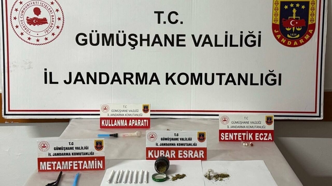 Kocaeli'den Gümüşhane'ye Uyuşturucu Sevkiyatına Jandarma Operasyonu: Şüpheli Yakalandı