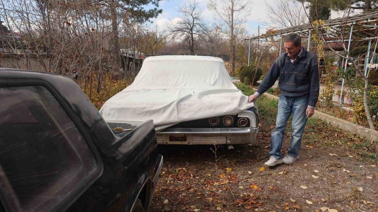 Konya'da 42 Yıldır Amerikan Klasiklerini Restore Eden Usta Muammer Kıcıklar