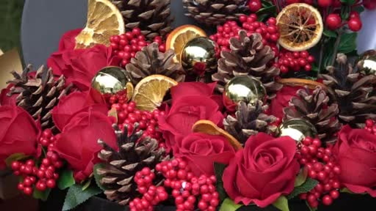 Konya'da kokina çiçeğine yılbaşı yoğunluğu: demetler 700 TL'den başlıyor