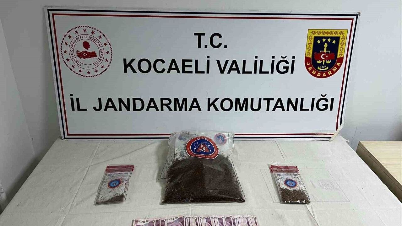 Körfez'de jandarma operasyonu: 1 kilo 287 gram bonzai ele geçirildi, 2 gözaltı