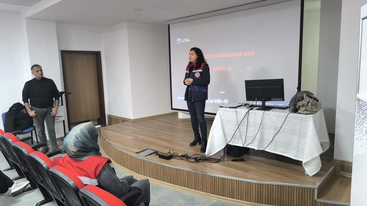 Köşk’te kantin çalışanlarına hijyen eğitimi: güvenilir gıda ve öğrenci sağlığı ön planda