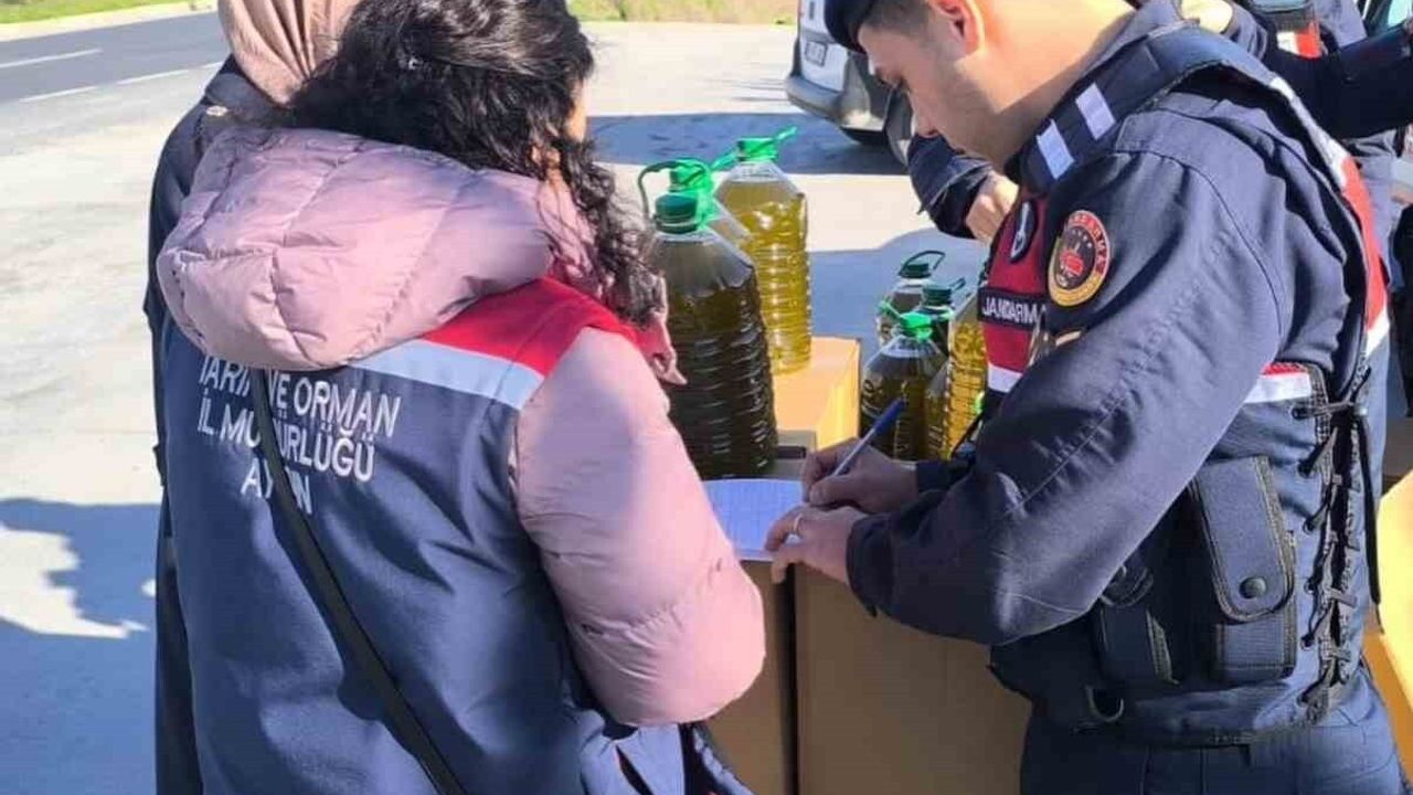 Köşk’te yol kontrolünde otobüs bagajından 400 litre etiketsiz yağ ele geçirildi