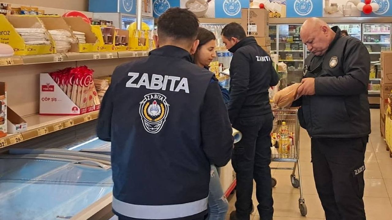Köşk’te zincir marketlerde etiket ve son kullanma tarihi denetimi