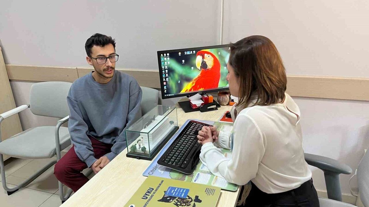 Kronik uyku yoksunluğu Alzheimer riskini artırabilir, Uzm. Dr. Rabia Sedef Üre uyardı