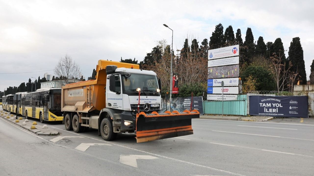 Küçükçekmece Belediyesi kış hazırlıklarını tamamladı — 1.030 personel ve 223 araç hazır