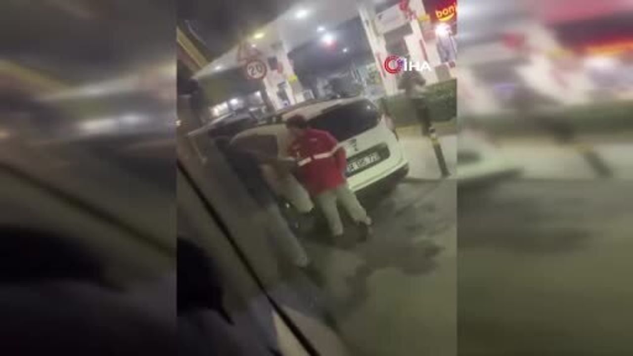 Küçükçekmece'de dolmuş şoförüne bıçaklı saldırı: yaralanma bildirilmedi