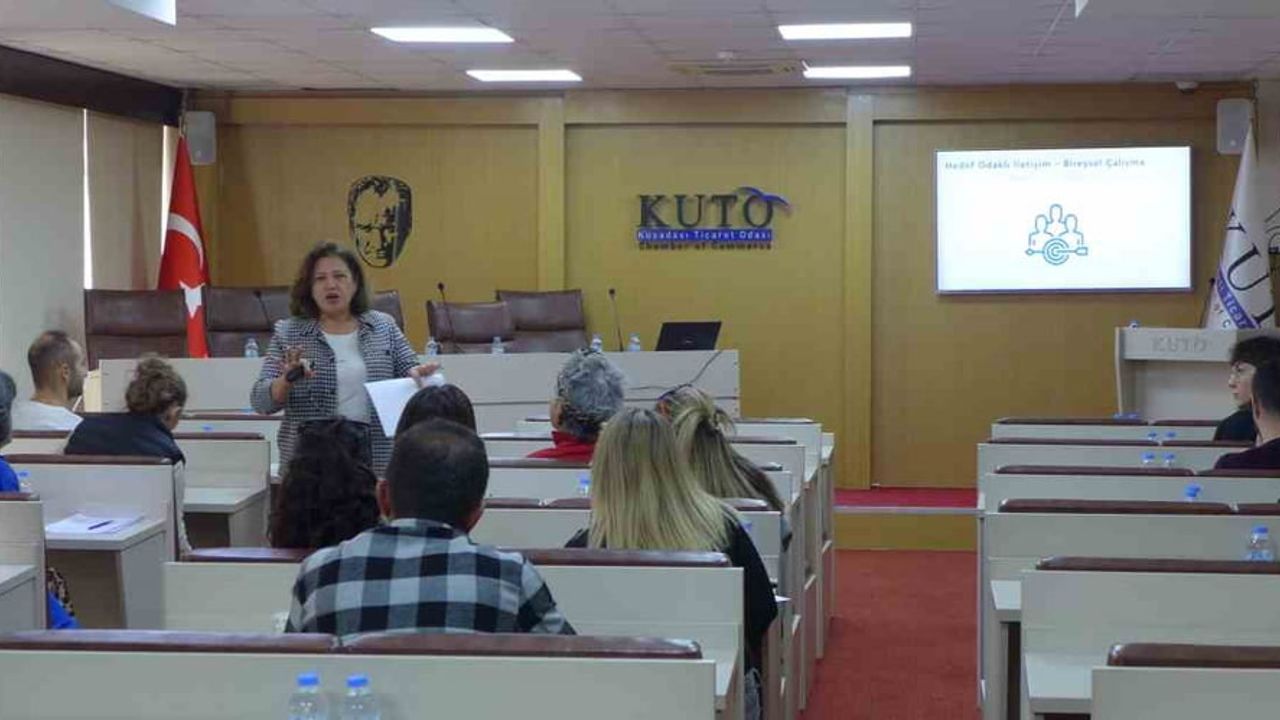 Kuşadası Ticaret Odası'nda Müşteri ile İletişim ve Müşteri Deneyimi eğitimi: Stratejik yaklaşımlar