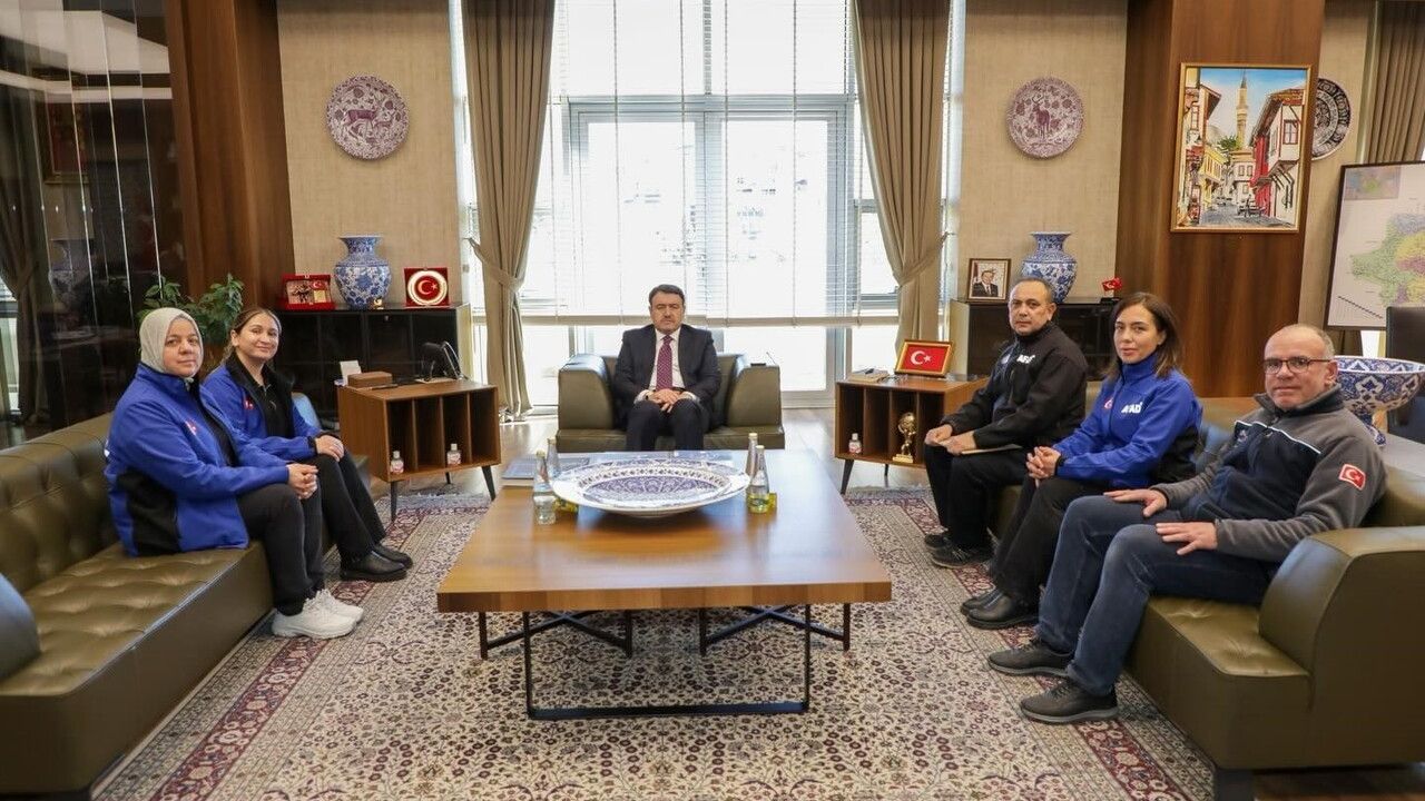 Kütahya AFAD'tan Valiliğe Ziyaret: 16’ıncı Kuruluş Yıl Dönümünde Hazırlık ve Risk Azaltma Çalışmaları