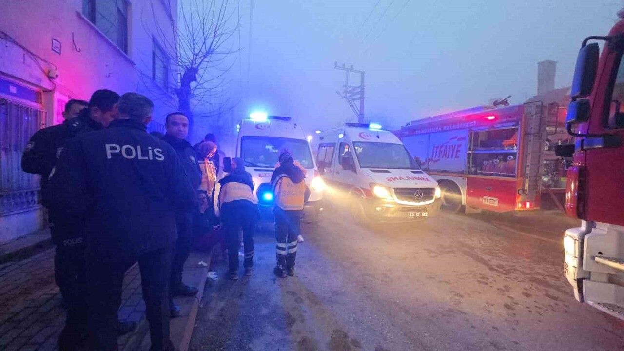 Kütahya’da ahşap evde çıkan yangında 85 yaşındaki Zekiye Sarı hayatını kaybetti