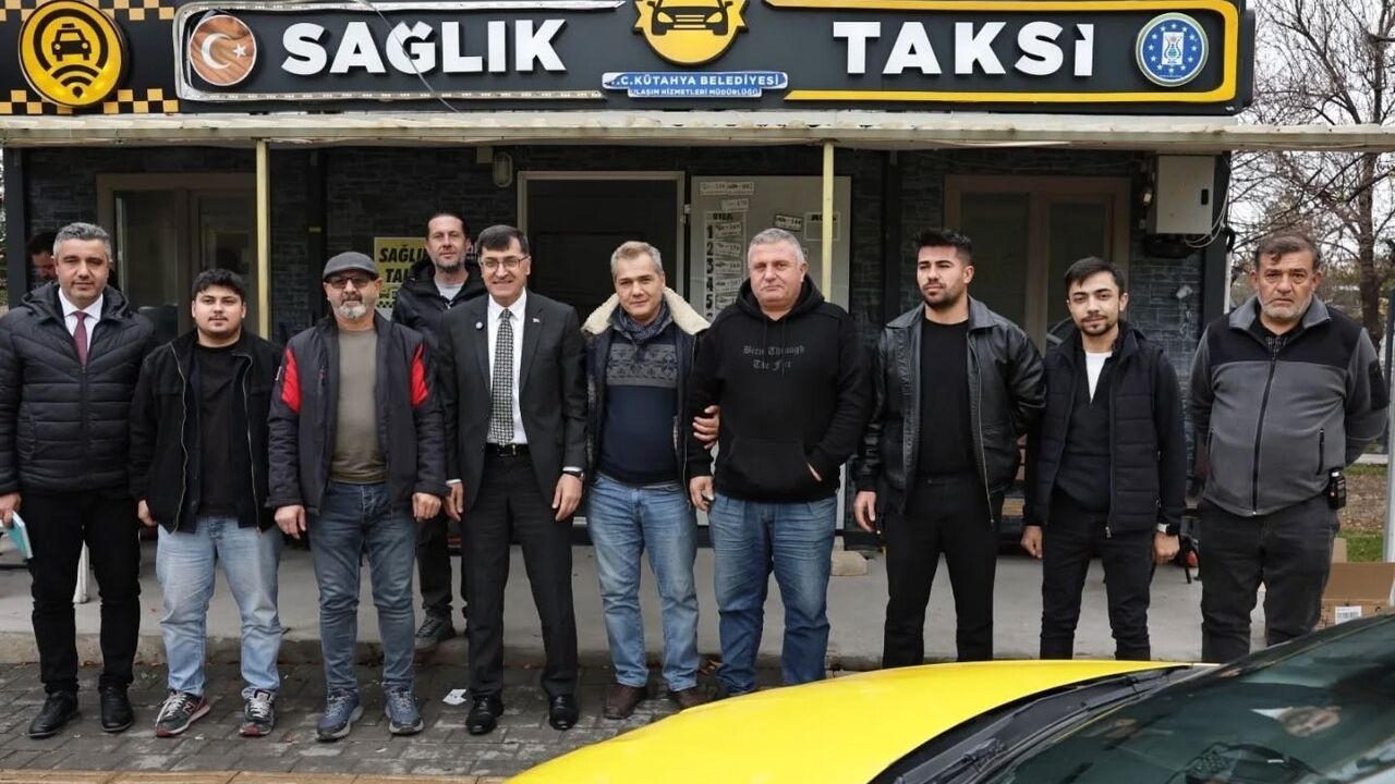 Kütahya'da Başkan Eyüp Kahveci taksi esnafıyla bir araya geldi
