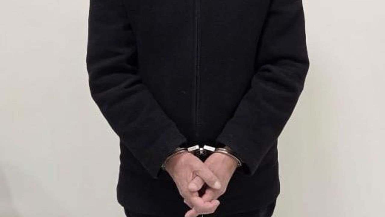 Kütahya'da umre vaadiyle dolandırıcılık iddiası: 23 kişi mağdur, şüpheli tutuklandı