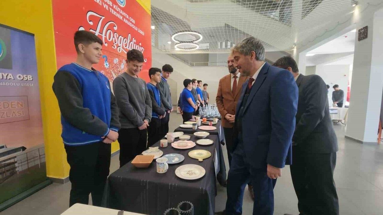 Kütahya'da Yerli Malı Haftası Sergisi: İl Millî Eğitim Müdürü Yılmaz'dan Yerli Üretim ve Tasarruf Vurgusu