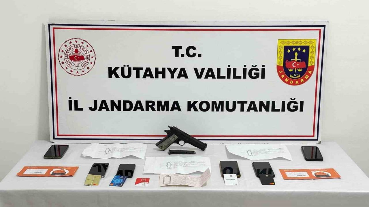 Kütahya merkezli siber dolandırıcılık operasyonunda 2 tutuklama
