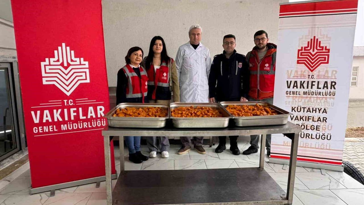 Kütahya T Tipi Ceza İnfaz Kurumu'nda Regaib Kandili nedeniyle hükümlülere ikram