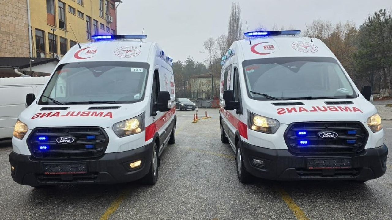 Kütahya'ya İki Yeni 112 Acil Sağlık Ambulansı Tahsis Edildi