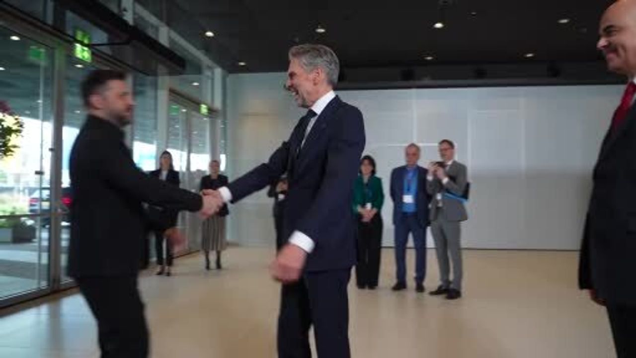 Lahey'de Ukrayna İçin Uluslararası Tazminat Komisyonu sözleşmesine ilk imzalar atıldı